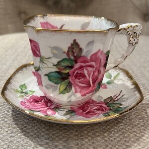 Berkeley Royal Stafford bone China made in England 
Floral Teacup and Saucer Set